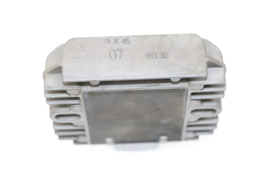 photo de LICHTMASCHINENREGLER SUZUKI BURGMAN 125 (2007 - 2014) - Zoom auf Gebrauchszustand