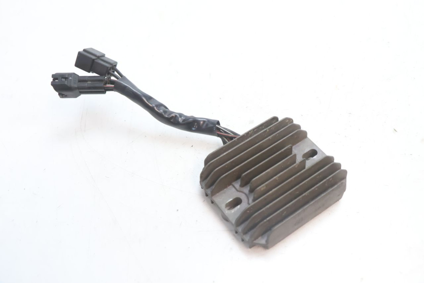 photo de REGLER LICHTMASCHINE SUZUKI SV S 650 (2003 - 2009) - Hauptansicht
