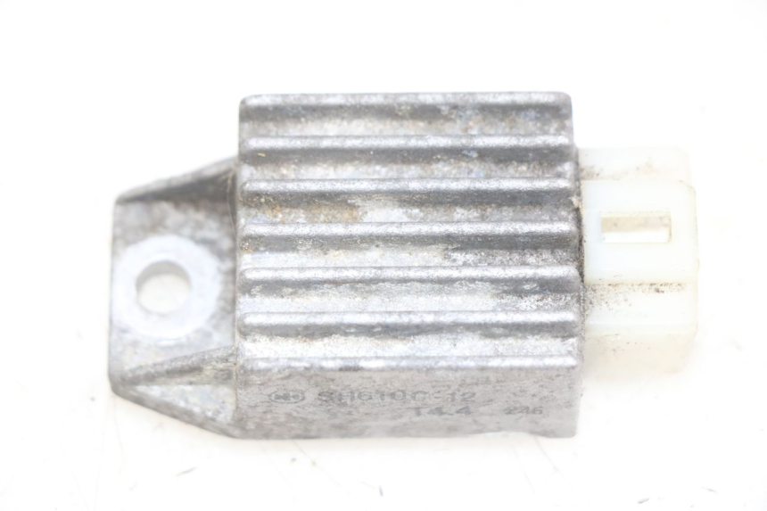 photo de SPANNUNGSREGLER PEUGEOT SV 125 (1991 - 1994) - Hauptansicht