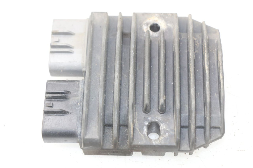 photo de LICHTMASCHINENREGLER YAMAHA TDM ABS 900 (2002 - 2014) - Oberflächenzustand und Material