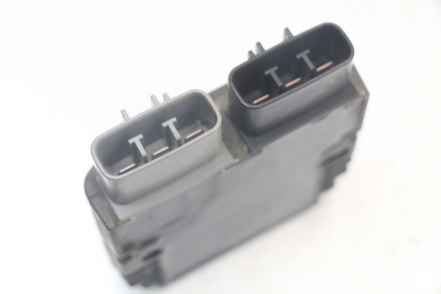 photo de LICHTMASCHINENREGLER YAMAHA TDM ABS 900 (2002 - 2014) - Oberflächenzustand und Material