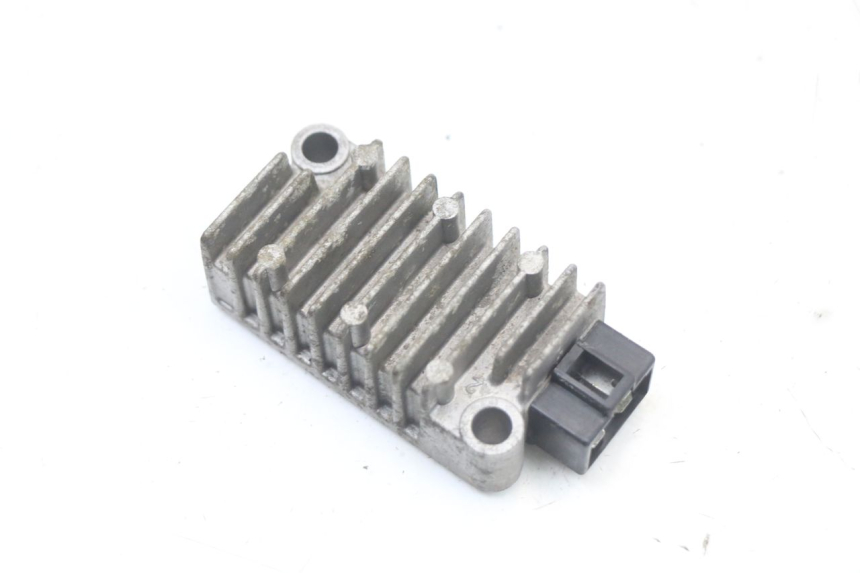 photo de LADEREGLER YAMAHA TDR DELTABOX 125 (1997 - 2003) - Detailansicht des Bauteils