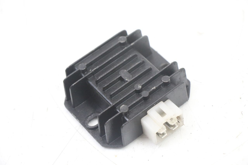 photo de LADEREGLER TNT MOTOR ROMA 10' 4T 50 (2019 - 2022) - Hauptansicht