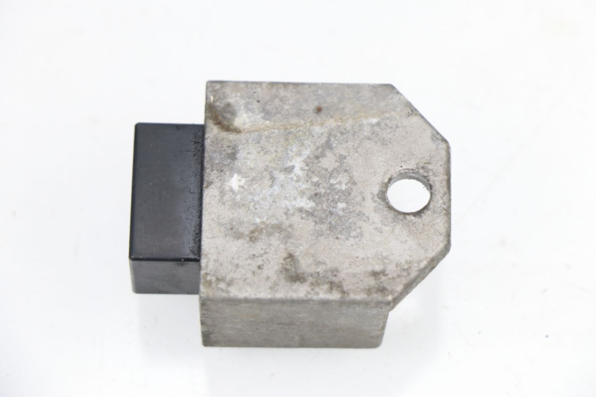 photo de REGLER LICHTMASCHINE PEUGEOT TREKKER TKR 50 (2005 - 2014) - Detailansicht des Bauteils