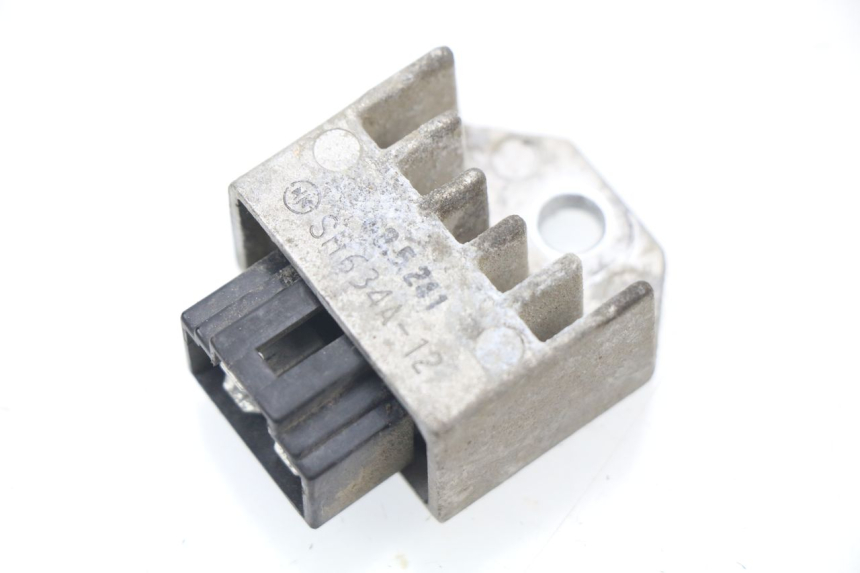 photo de REGLER LICHTMASCHINE PEUGEOT TREKKER TKR 50 (2005 - 2014) - Hauptansicht