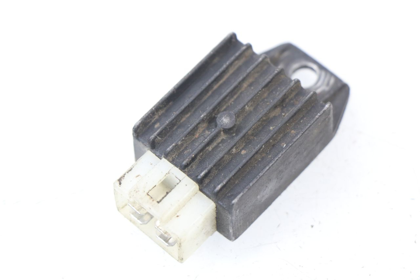 photo de REGLER LICHTMASCHINE PEUGEOT TREKKER TKR 50 (2005 - 2014) - Hauptansicht