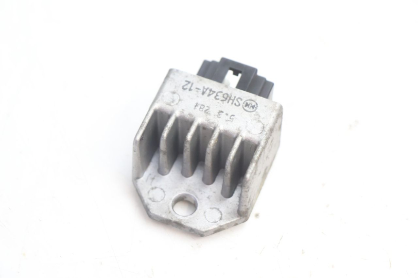 photo de REGLER LICHTMASCHINE PEUGEOT TREKKER TKR 50 (2005 - 2014) - Detailansicht des Bauteils