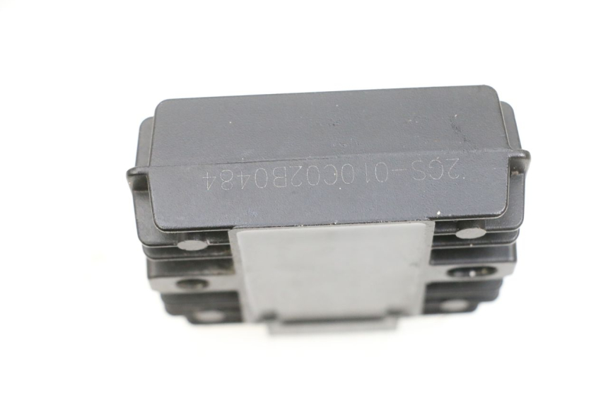 photo de REGLER LICHTMASCHINE YAMAHA TRICITY 300 (2020 - 2024) - Alternative Perspektive