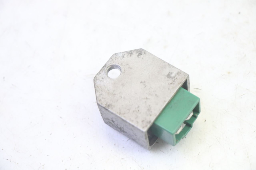 photo de REGLER LICHTMASCHINE YAMAHA TTR 125 (2000 - 2020) - Zoom auf Gebrauchszustand