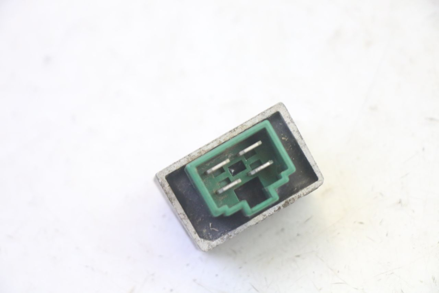 photo de REGLER LICHTMASCHINE YAMAHA TTR 125 (2000 - 2020) - Alternative Perspektive