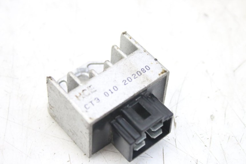 photo de LADEREGLER PEUGEOT TWEET 4T 50 (2010 - 2014) - Hauptansicht