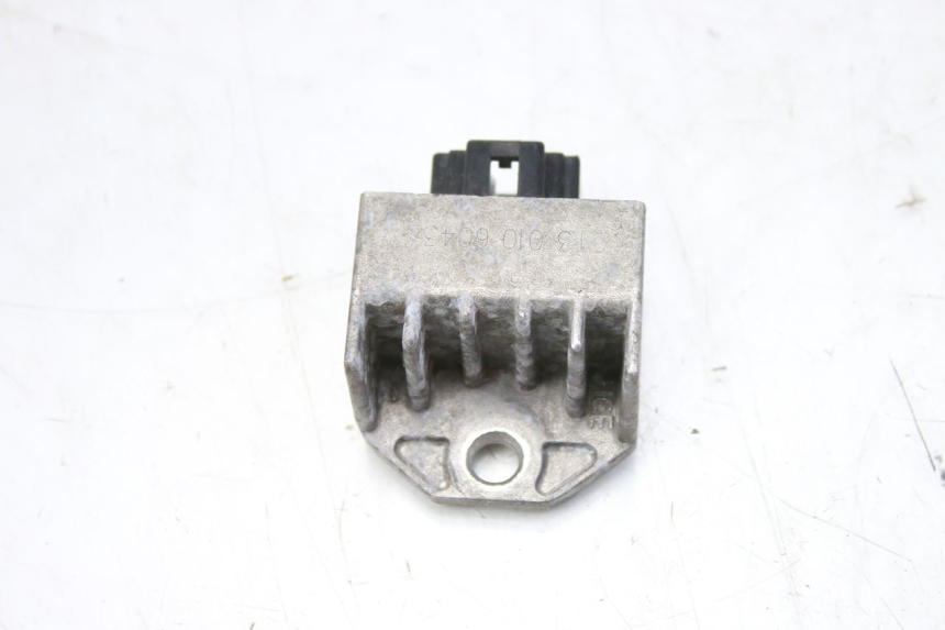 photo de LADEREGLER PEUGEOT TWEET 125 (2010 - 2017) - Alternative Perspektive