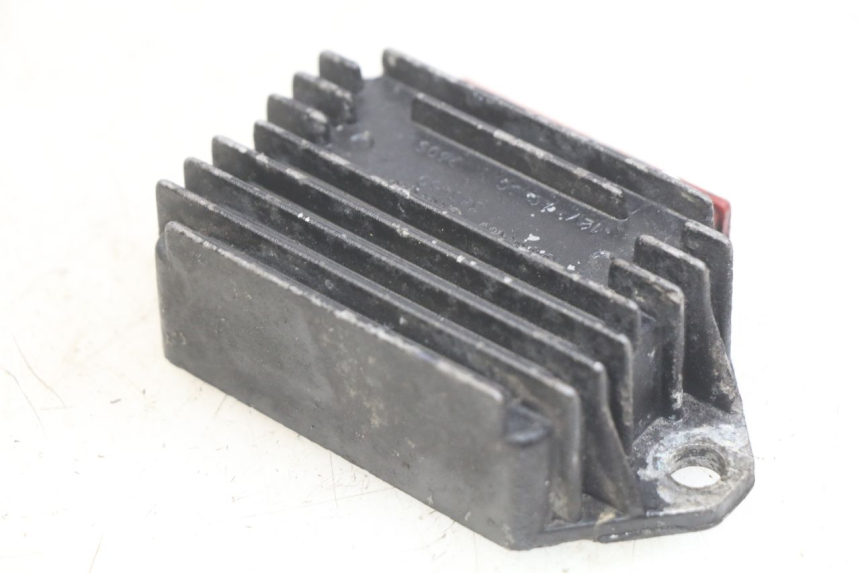 photo de LICHTMASCHINENREGLER PIAGGIO TYPHOON 50 (1993 - 1999) - Zoom auf Gebrauchszustand