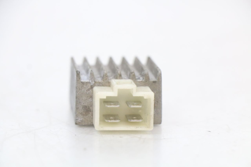 photo de LICHTMASCHINENREGLER PEUGEOT V-CLIC VCLIC 50 (2007 - 2013) - Detailansicht des Bauteils