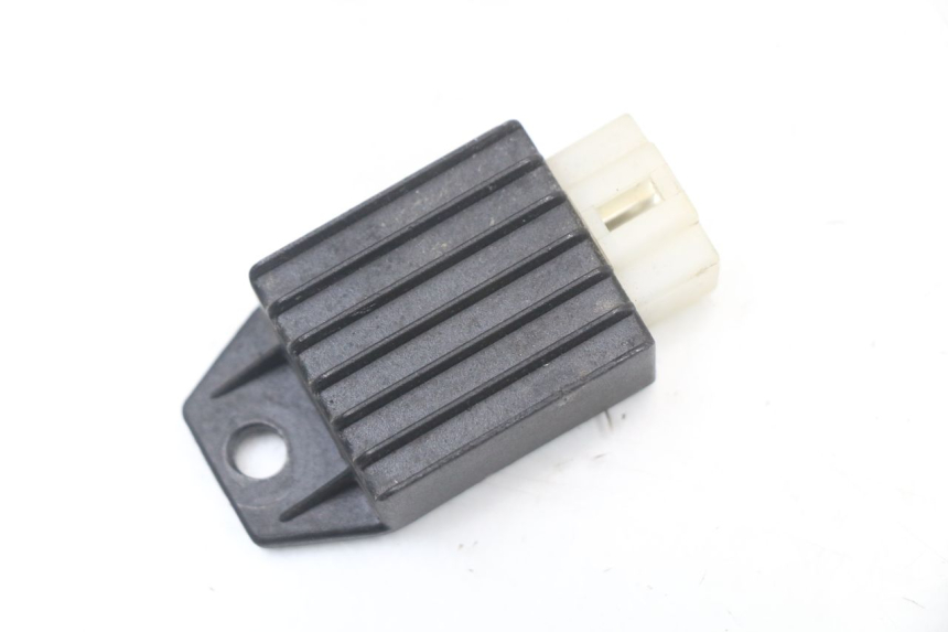 photo de Spannungsregler BEELINE VELOCE 4T 50 (2011 - 2020) - Hauptansicht