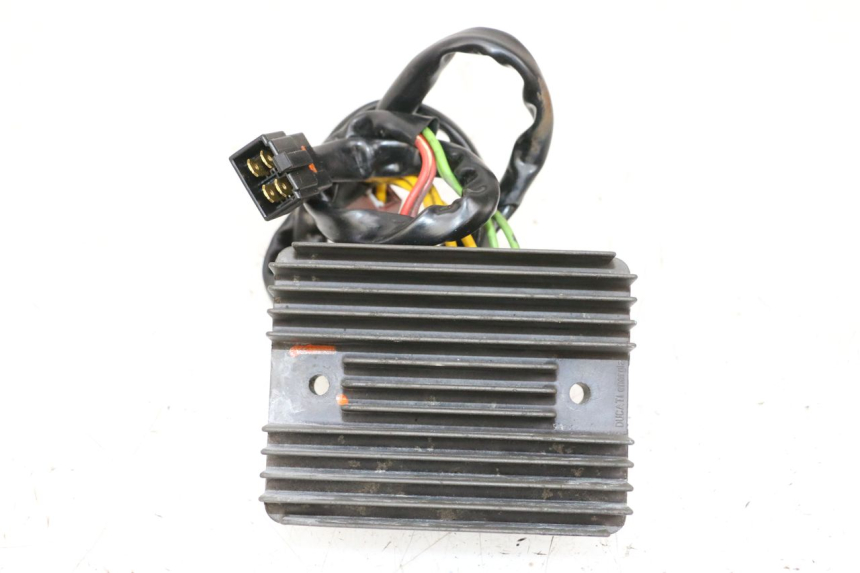 photo de LADEREGLER PIAGGIO VESPA GTS SUPER IE 125 (2009 - 2016) - Hauptansicht