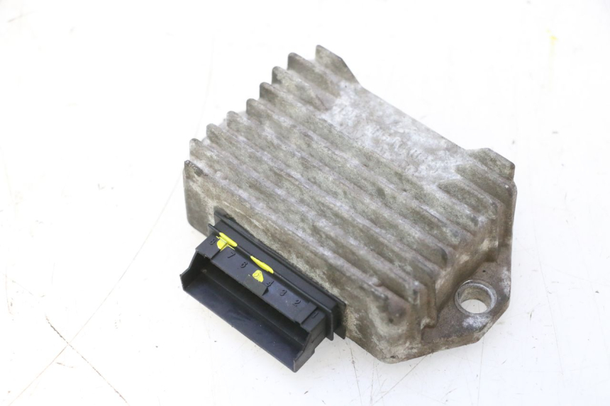 photo de LICHTMASCHINENREGLER PIAGGIO VESPA LX 2T 50 (2005 - 2013) - Technische Nahaufnahme