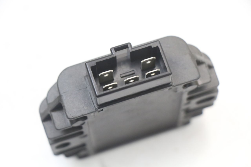 photo de LADEREGLER PIAGGIO VESPA LX 125 (2005 - 2010) - Detailansicht des Bauteils