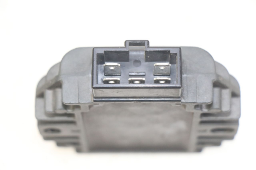 photo de LADEREGLER PIAGGIO VESPA LXV 125 (2006 - 2009) - Detailansicht des Bauteils