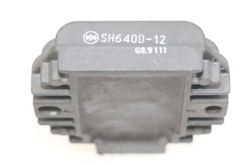 photo de LADEREGLER PIAGGIO VESPA LXV 125 (2006 - 2009) - Zoom auf Gebrauchszustand