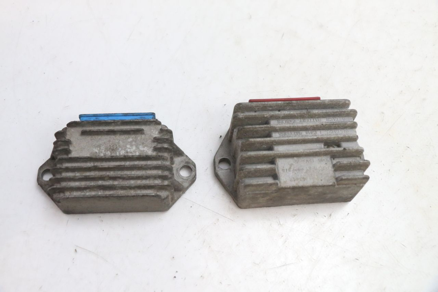 photo de REGLER LICHTMASCHINE PIAGGIO VESPA PK FL 2T 50 (1990 - 1996) - Alternative Perspektive
