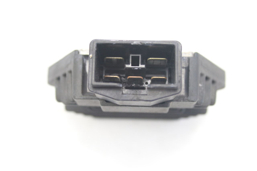 photo de LICHTMASCHINENREGLER HONDA VFR FI RC46 800 (1998 - 2001) - Zoom auf Gebrauchszustand