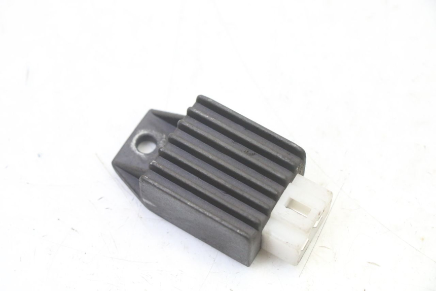 photo de LICHTMASCHINENREGLER PEUGEOT VIVACITY NEW 2T 50 (2008 - 2017) - Hauptansicht