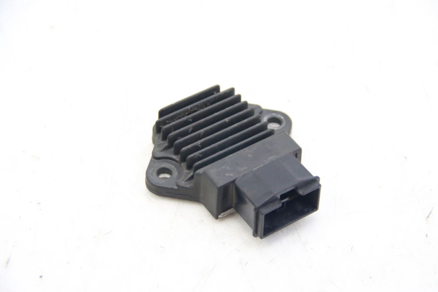 photo de SPANNUNGSREGLER HONDA VT C SHADOW 125 (1999 - 2007) - Hauptansicht