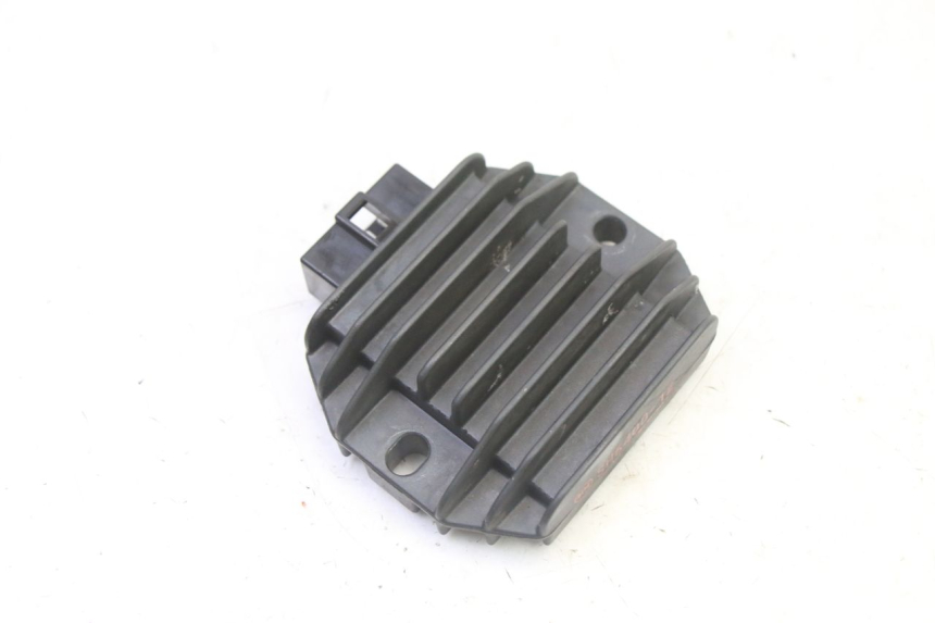 photo de REGLER LICHTMASCHINE MBK WAAP 125 (2008 - 2013) - Detailansicht des Bauteils