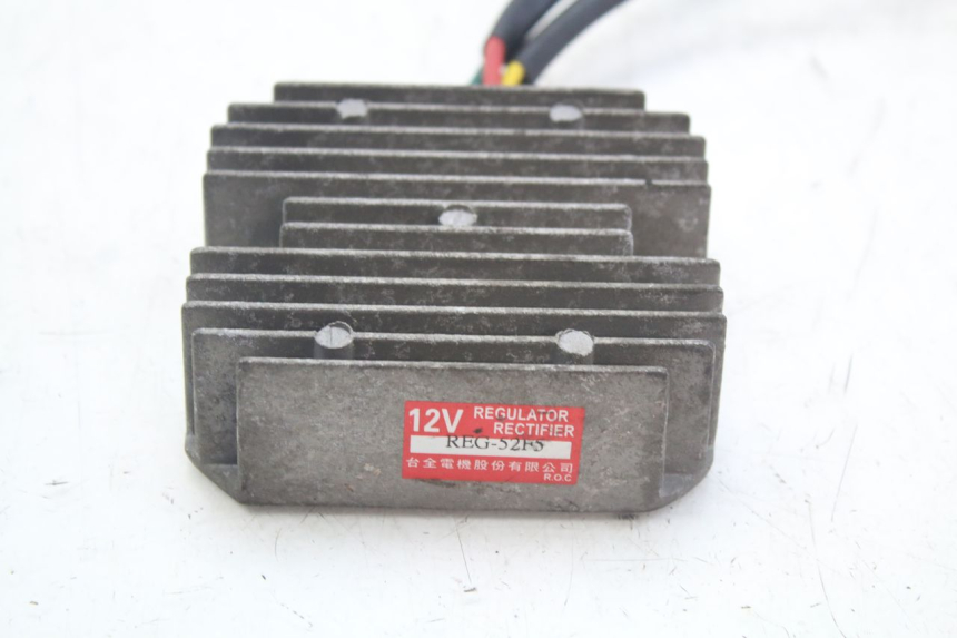 photo de REGLER LICHTMASCHINE KYMCO X-CITING XCITING 400 (2014 - 2018) - Alternative Perspektive