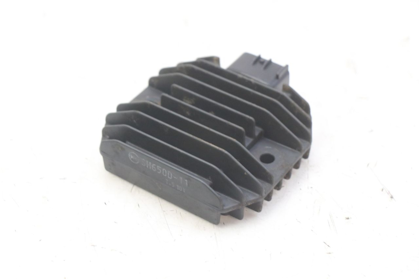 photo de REGLER LICHTMASCHINE YAMAHA X-CITY XCITY 125 (2007 - 2013) - Hauptansicht