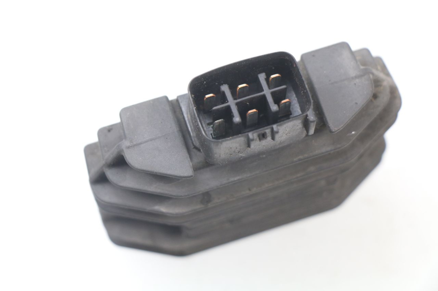 photo de REGLER LICHTMASCHINE YAMAHA XMAX X-MAX ABS 125 (2014 - 2016) - Zoom auf Gebrauchszustand