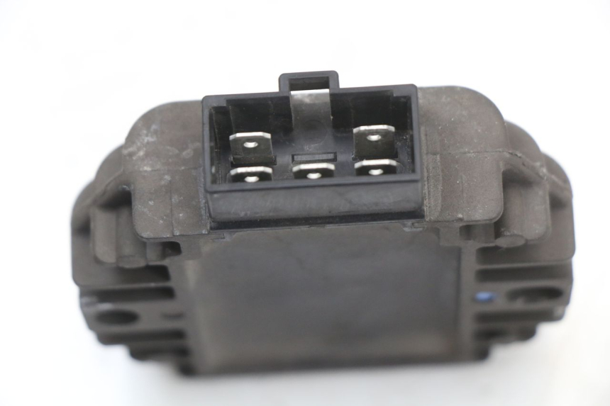 photo de LADEREGLER YAMAHA X-MAX XMAX 125 (2010 - 2013) - Zoom auf Gebrauchszustand