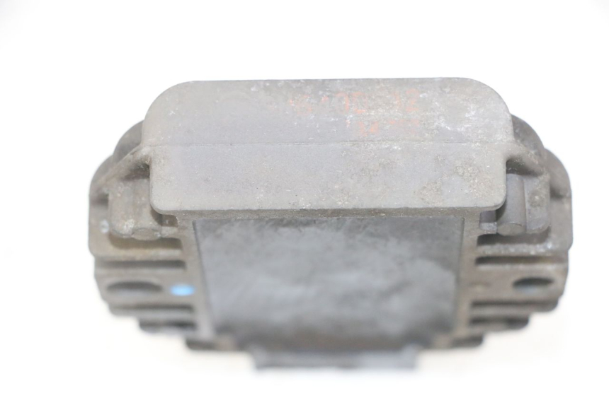 photo de LADEREGLER YAMAHA X-MAX XMAX 125 (2010 - 2013) - Zoom auf Gebrauchszustand