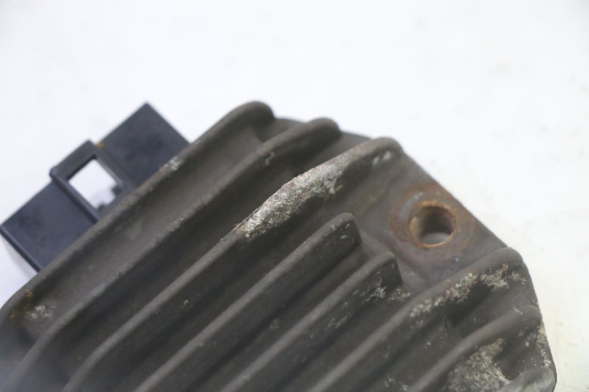 photo de LADEREGLER YAMAHA X-MAX XMAX 125 (2010 - 2013) - Zoom auf Gebrauchszustand