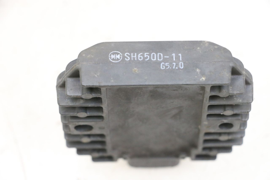 photo de LICHTMASCHINENREGLER YAMAHA XMAX X-MAX 125 (2006 - 2009) - Alternative Perspektive