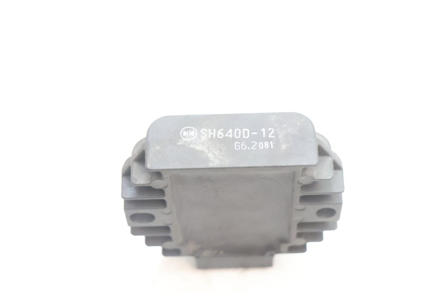 photo de REGLER LICHTMASCHINE PIAGGIO X8 STREET 125 (2006 - 2007) - Alternative Perspektive