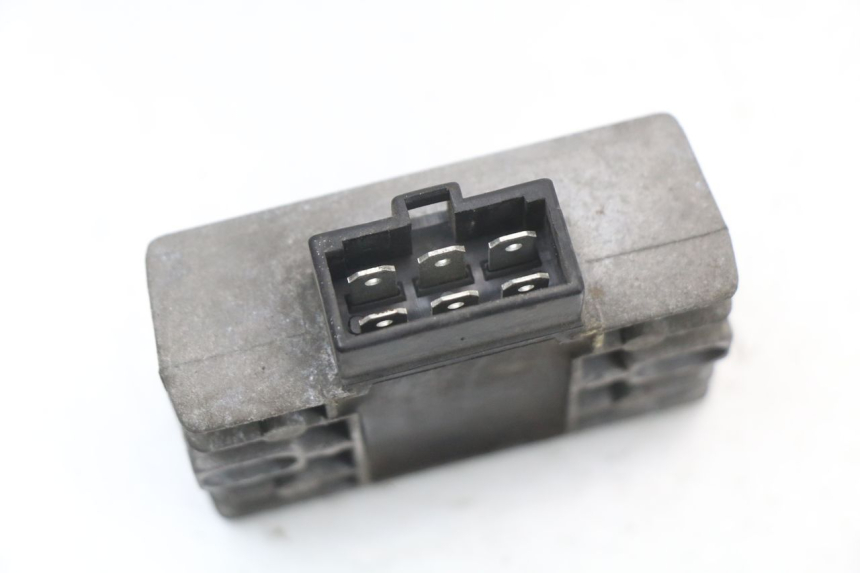 photo de LICHTMASCHINENREGLER PIAGGIO X8 125 (2004 - 2007) - Detailansicht des Bauteils