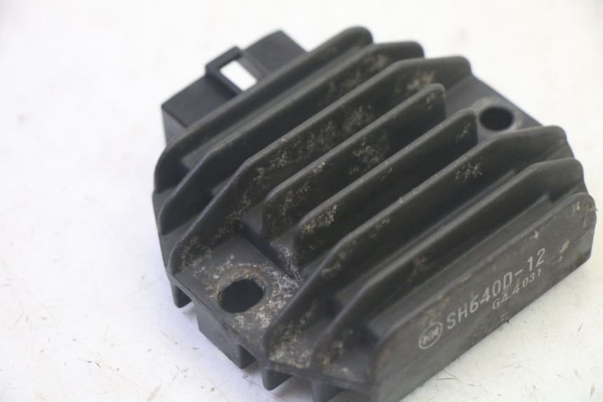 photo de LICHTMASCHINENREGLER PIAGGIO X8 125 (2004 - 2007) - Detailansicht des Bauteils