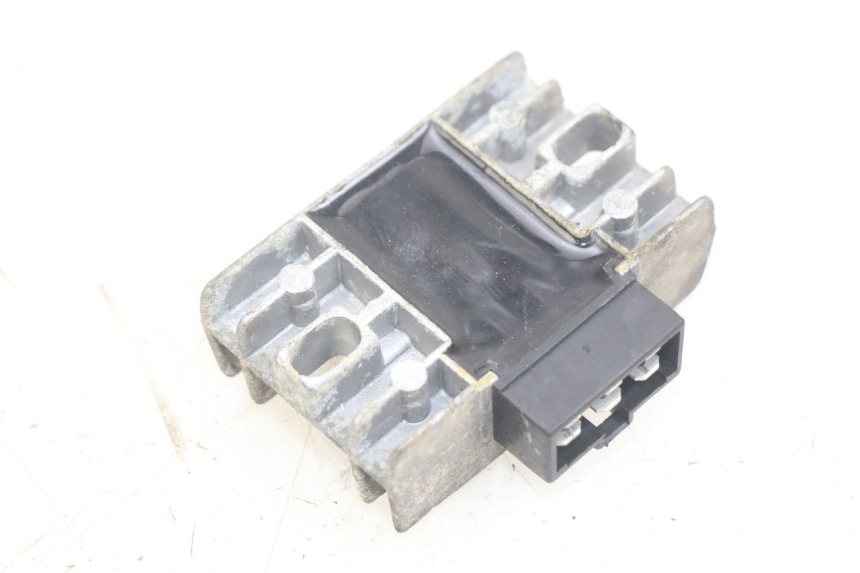 photo de LADEREGLER PIAGGIO X9 EVOLUTION 125 (2003 - 2007) - Detailansicht des Bauteils