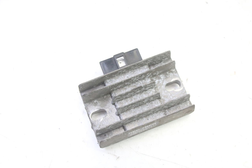 photo de LADEREGLER PIAGGIO X9 EVOLUTION 125 (2003 - 2007) - Detailansicht des Bauteils