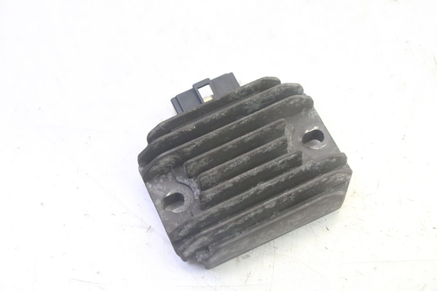 photo de LADEREGLER PIAGGIO XEVO - X EVO 125 (2007 - 2017) - Hauptansicht