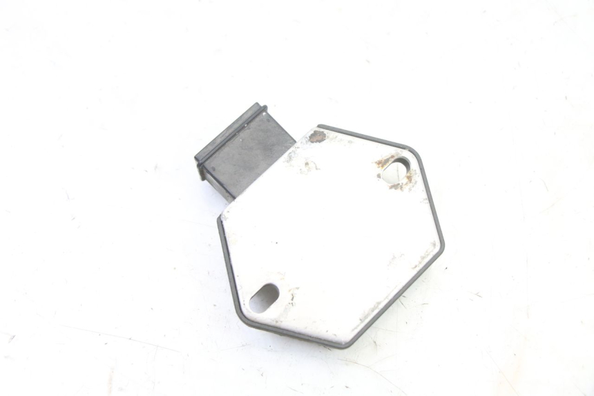 photo de REGLER LICHTMASCHINE HONDA XLV VARADERO 125 (2000 - 2006) - Technische Nahaufnahme