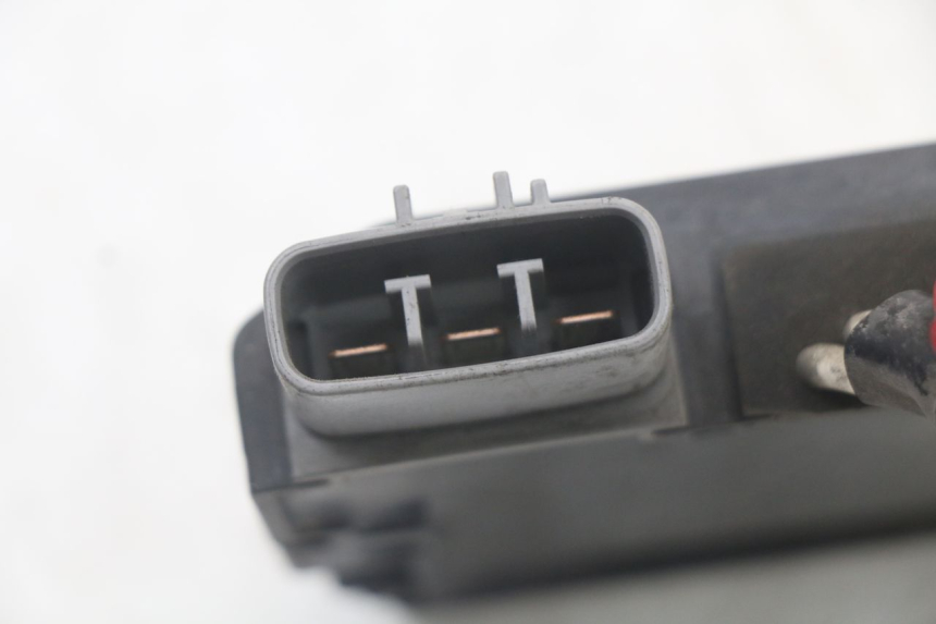 photo de LICHTMASCHINENREGLER YAMAHA FJR ABS 1300 (2006 - 2012) - Alternative Perspektive