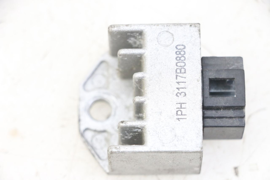 photo de REGLER LICHTMASCHINE YAMAHA NEO'S NEOS 2T EASY 50 (2013 - 2016) - Hauptansicht