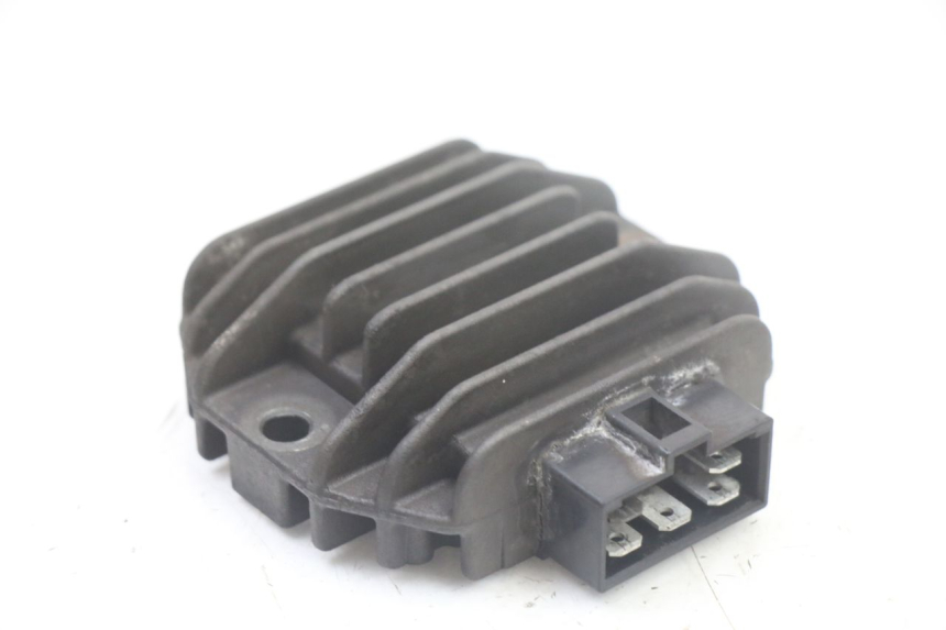 photo de REGLER LICHTMASCHINE YAMAHA X-MAX XMAX ABS 250 (2010 - 2014) - Hauptansicht