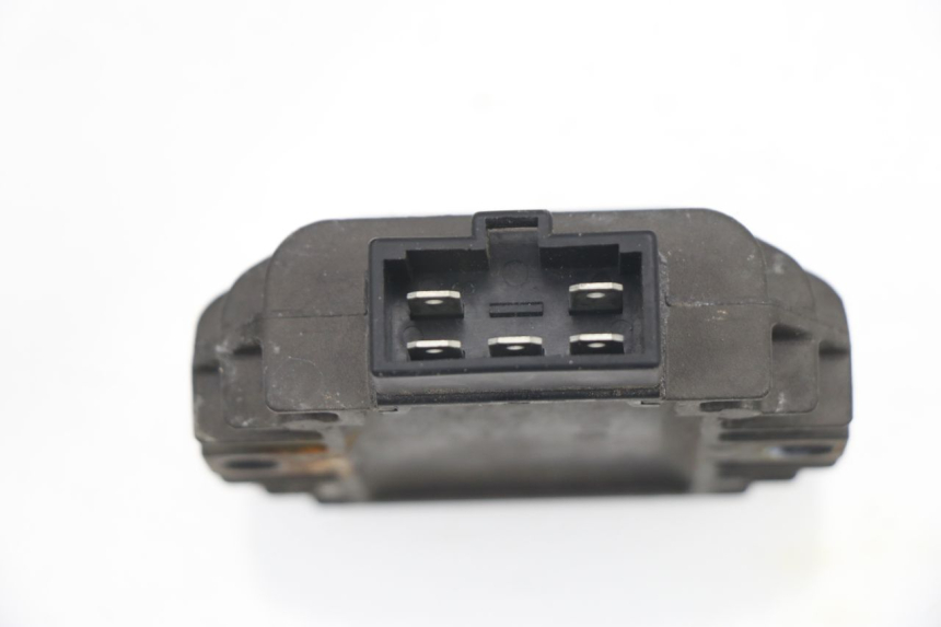 photo de LADEREGLER YAMAHA YP MAJESTY 125 (2002 - 2006) - Detailansicht des Bauteils