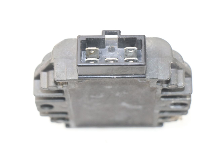 photo de LICHTMASCHINENREGLER YAMAHA YP MAJESTY 125 (2007 - 2010) - Detailansicht des Bauteils