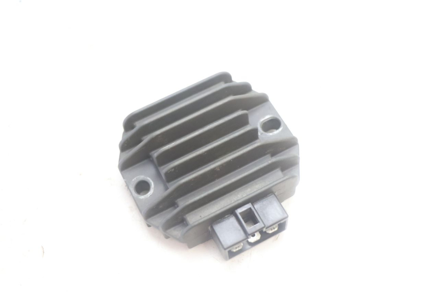 photo de LICHTMASCHINENREGLER YAMAHA YP MAJESTY 125 (2007 - 2010) - Hauptansicht