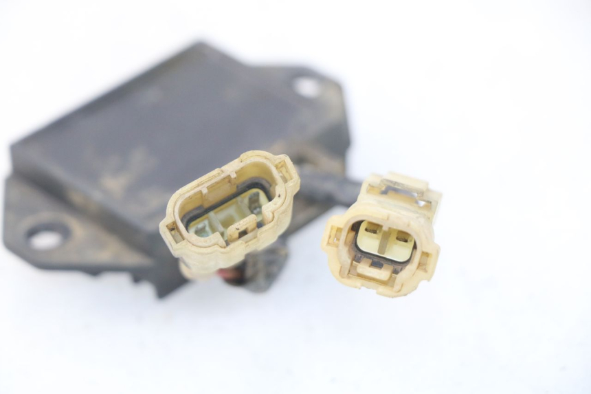 photo de REGLER LICHTMASCHINE YAMAHA YZ-F YZF 250 (2014 - 2018) - Zoom auf Gebrauchszustand